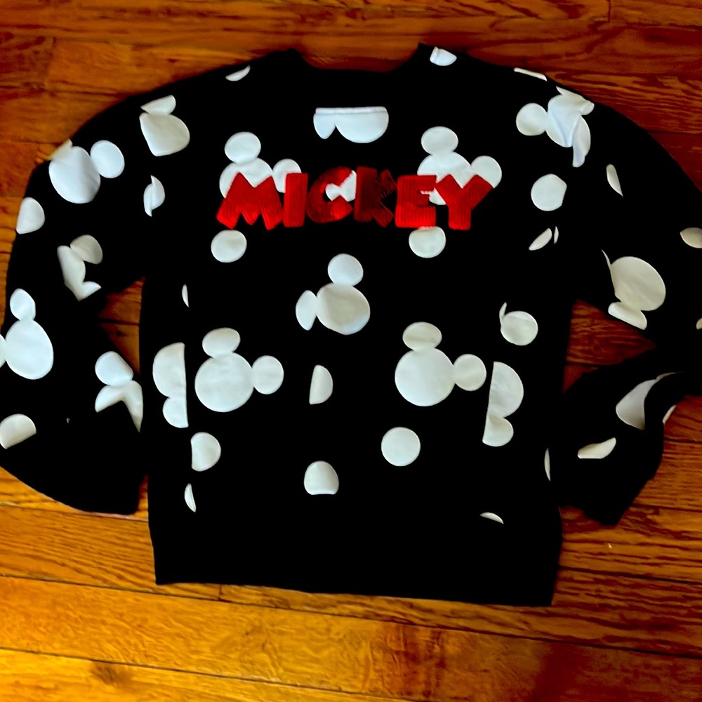 Mickey/Disney sweatshirt size 1 (xs)